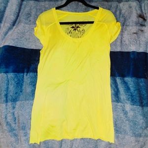 Da Nang yellow lightweight stylish small t shirt size small